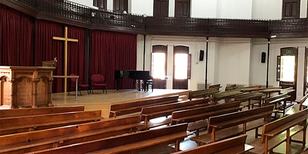 Paraninfo auditorio del colegio El Porvenir en Madrid