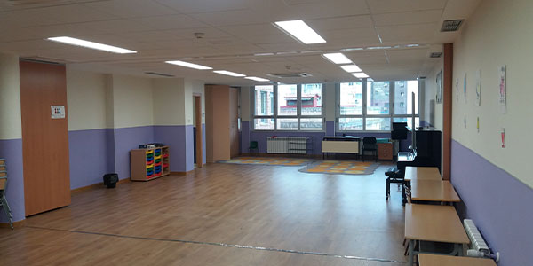 sala-musica-fondo Aula de música del colegio El Porvenir